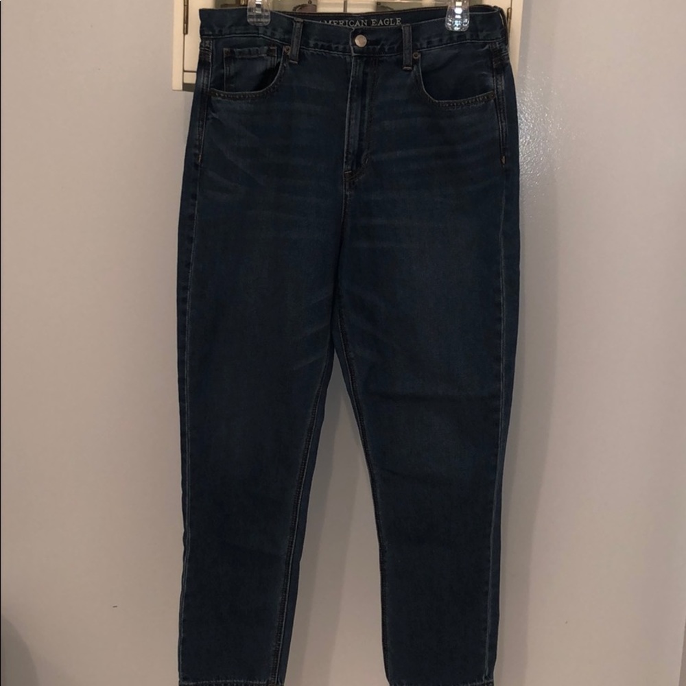 American Eagle Mom Jean